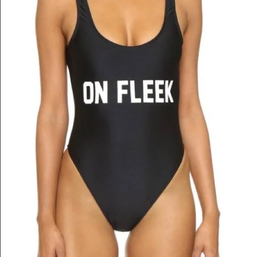 Hot full piece swim suit ON FLEEK